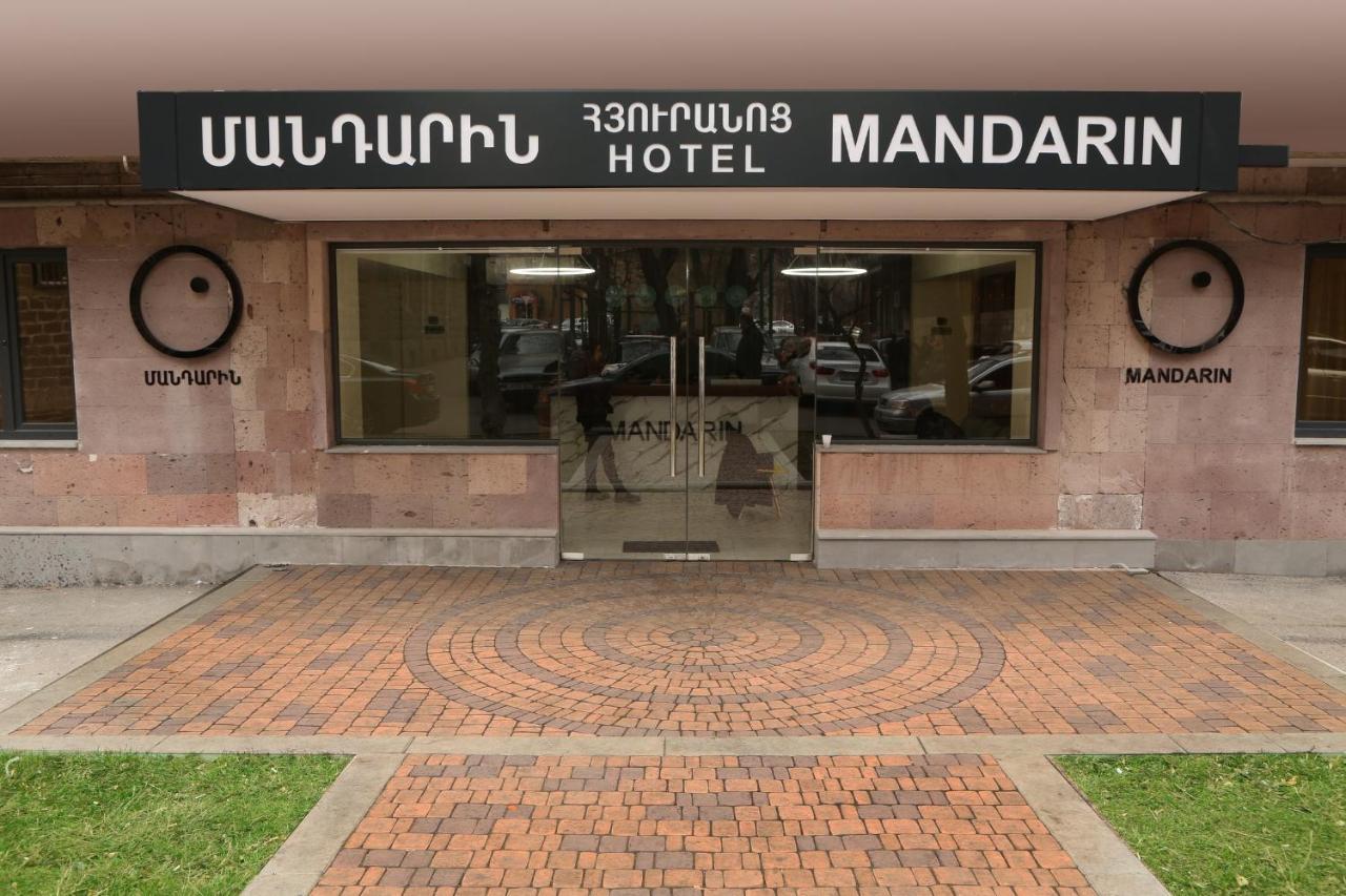 Mandarin Hotel Ereván Exterior foto